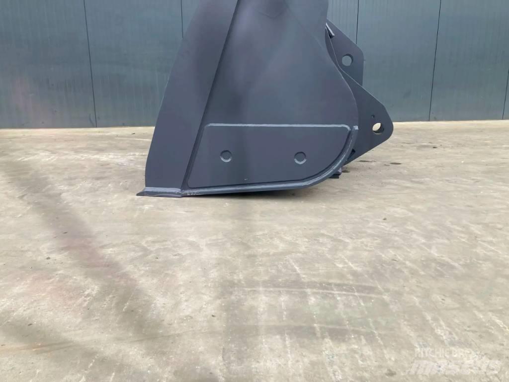 Volvo L90F Buckets
