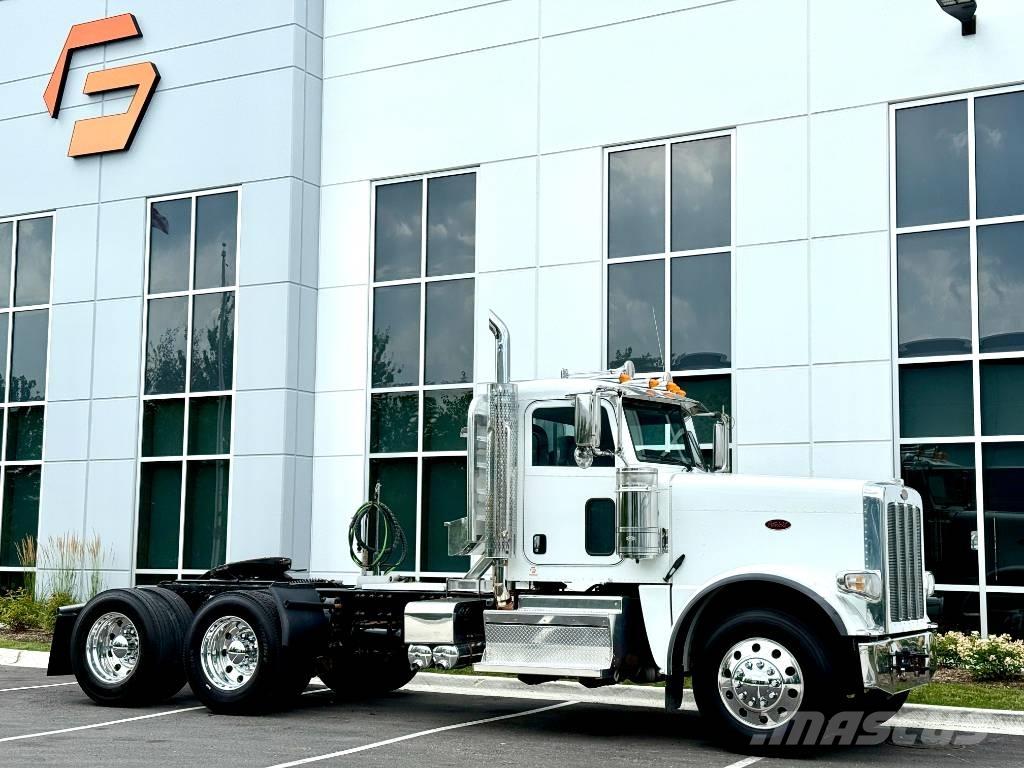 Peterbilt 389 Prime Movers