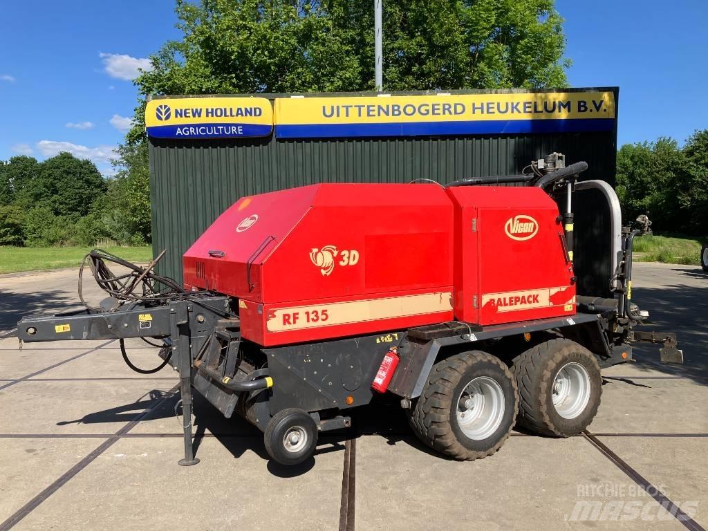 Vicon RF135 Balepack Round balers
