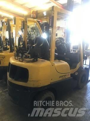 Hyster H2.5TX LPG trucks