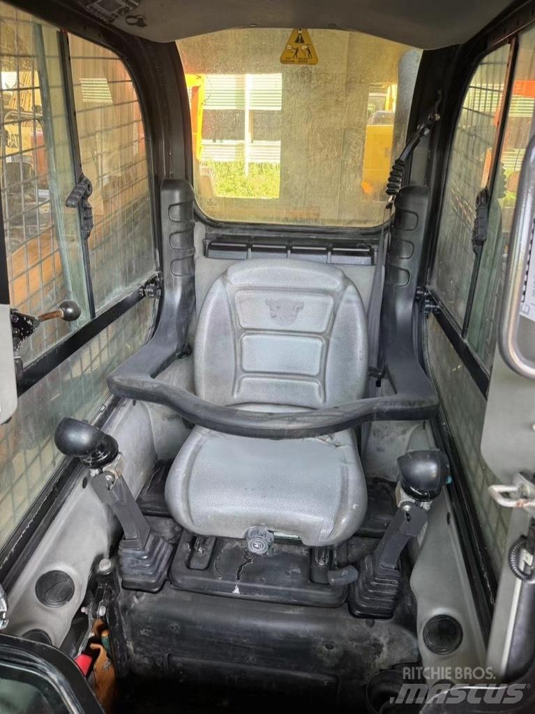 CASE SR 200 Skid steer loaders