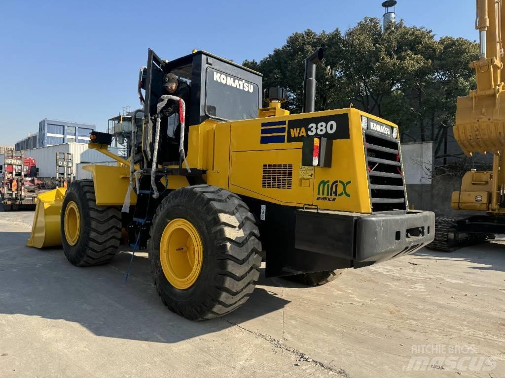 Komatsu WA380-6 Wheel loaders