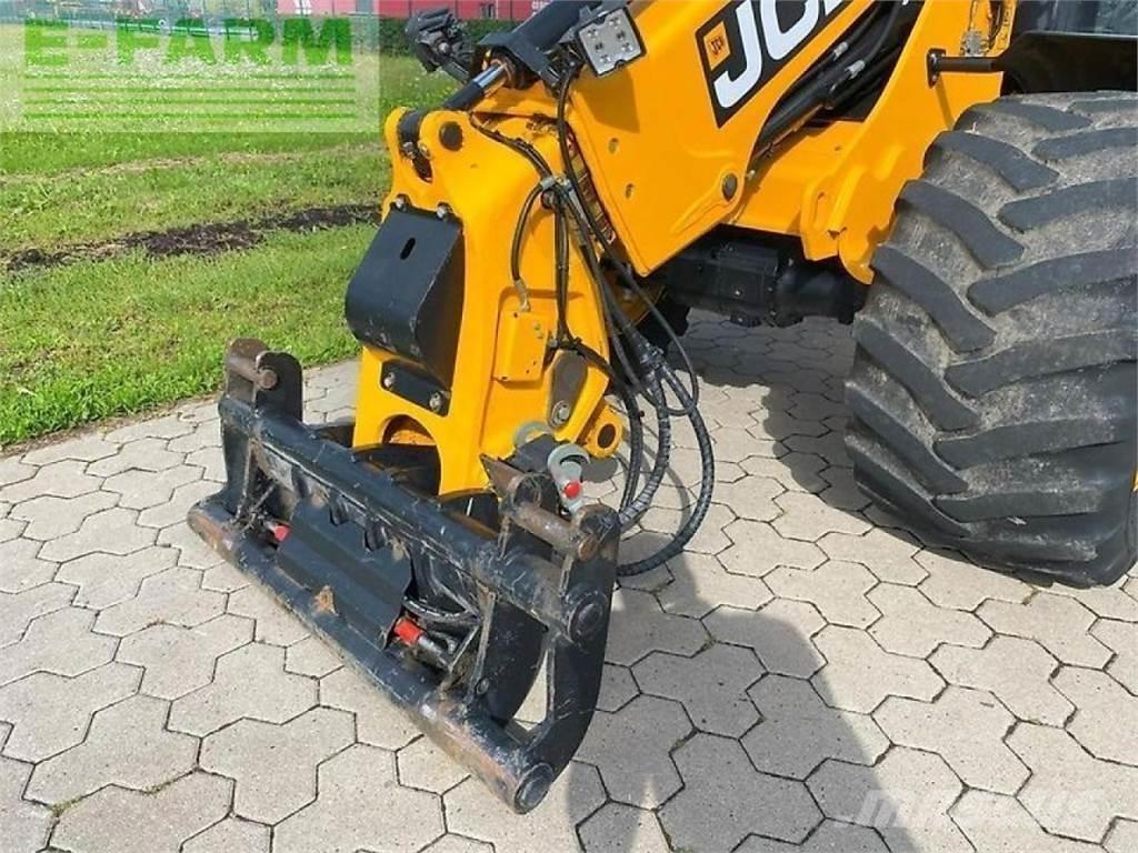 JCB tm 220 - 40 km/h Telehandlers