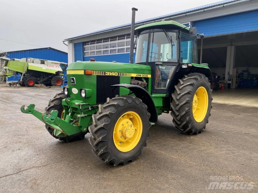 John Deere 3140 Tractors