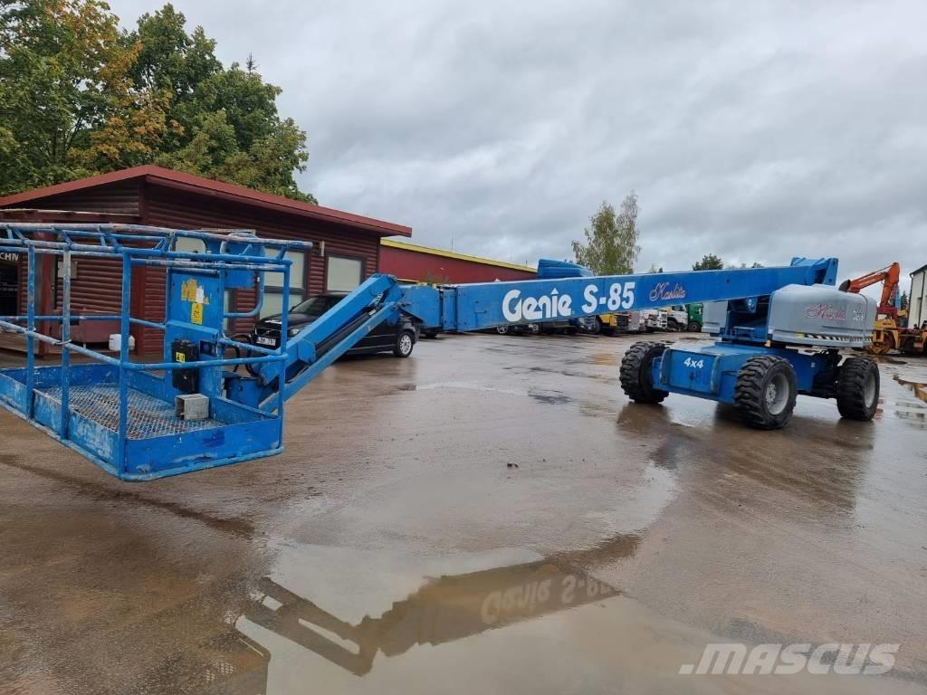 Genie S 85 4WD Telescopic boom lifts