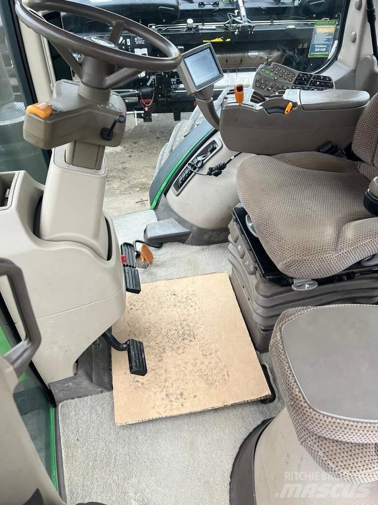 John Deere 8260R Tractors