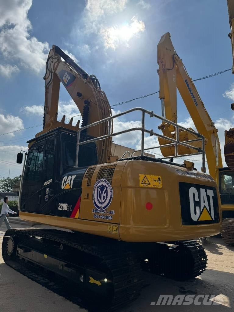 CAT CAT320D Crawler excavators