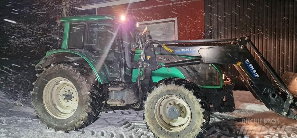 Valtra T182 Tractors