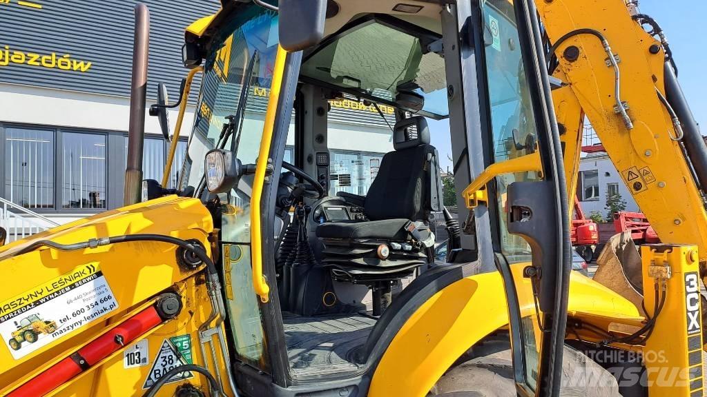 JCB 3 CX Backhoe