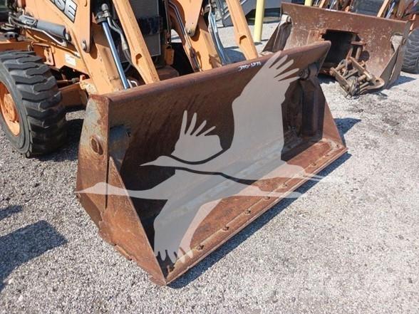CASE 580N Backhoe