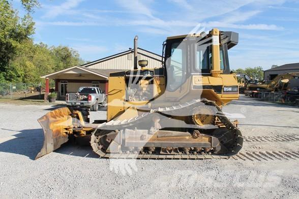 CAT D5M LGP Crawler dozers