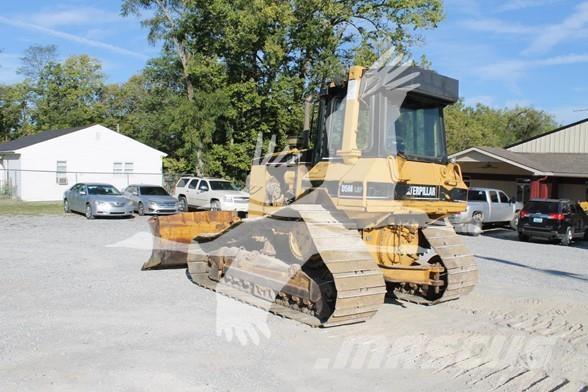 CAT D5M LGP Crawler dozers