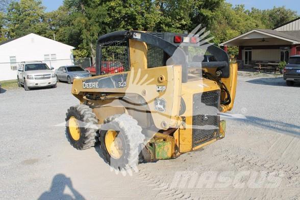 John Deere 325 Skid steer loaders
