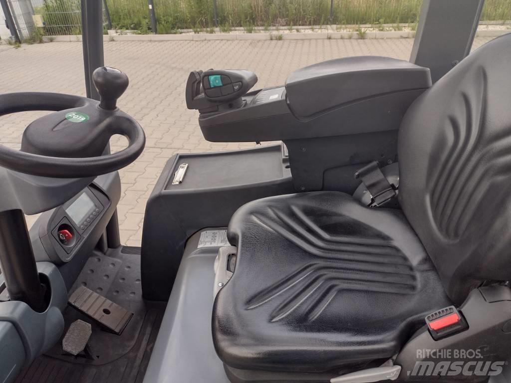 Jungheinrich EFG 213 Electric forklift trucks