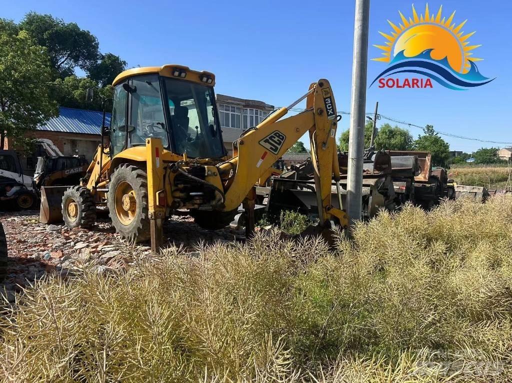 JCB 3 CX Backhoe