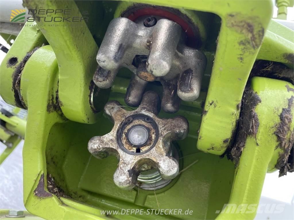 CLAAS Volto 900 Rakes and tedders