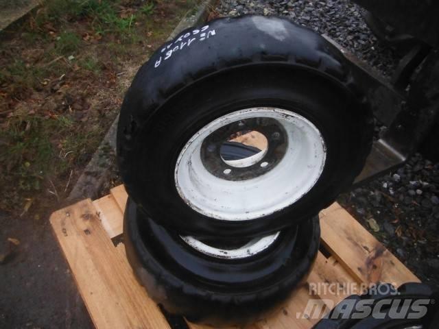 Clark 6.50R10 Tyres, wheels and rims