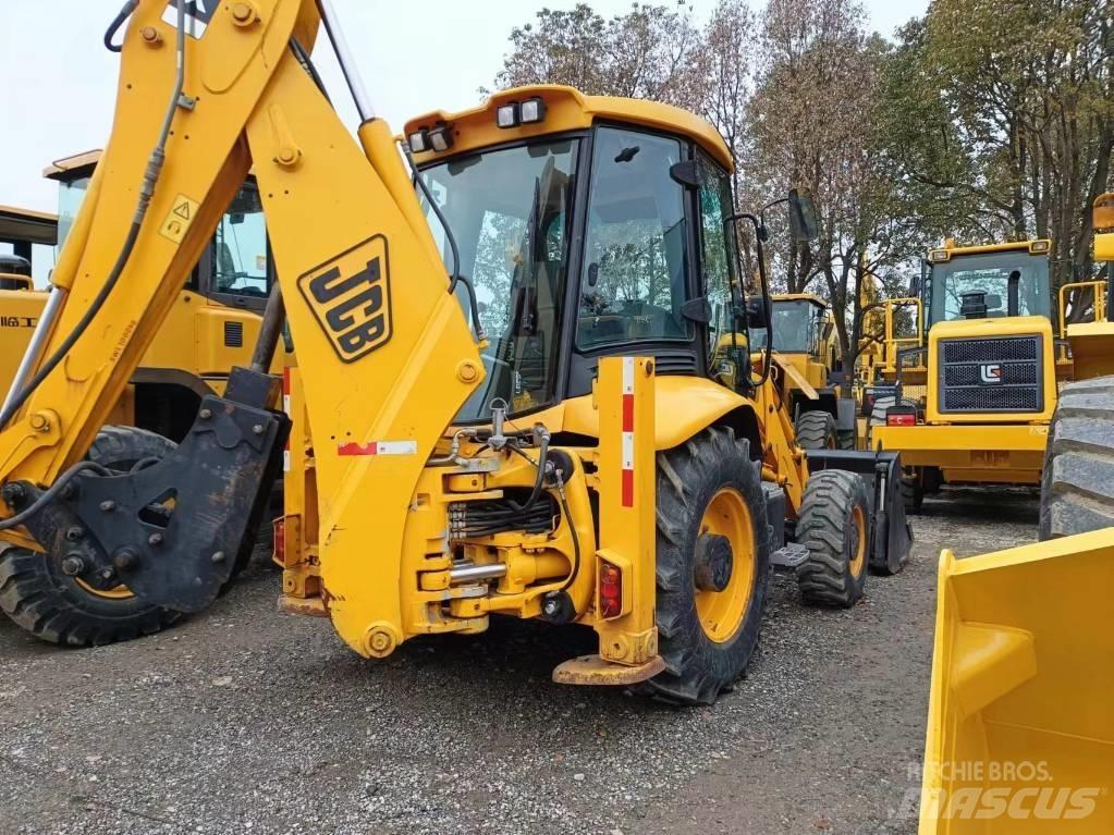 JCB 3 CX Backhoe