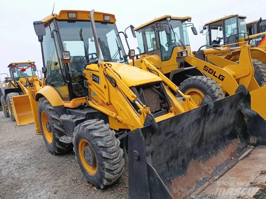 JCB 3 CX Backhoe