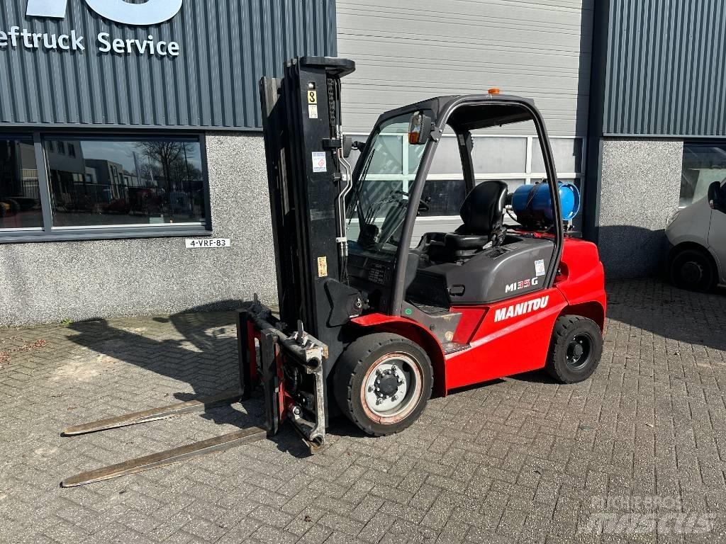 Manitou MI 35 G LPG trucks