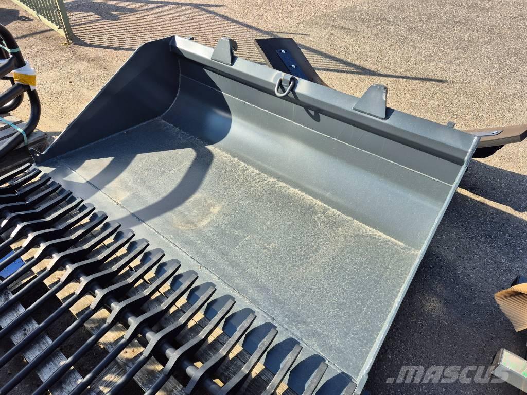 LST Planerskopa 2200 Front loader accessories