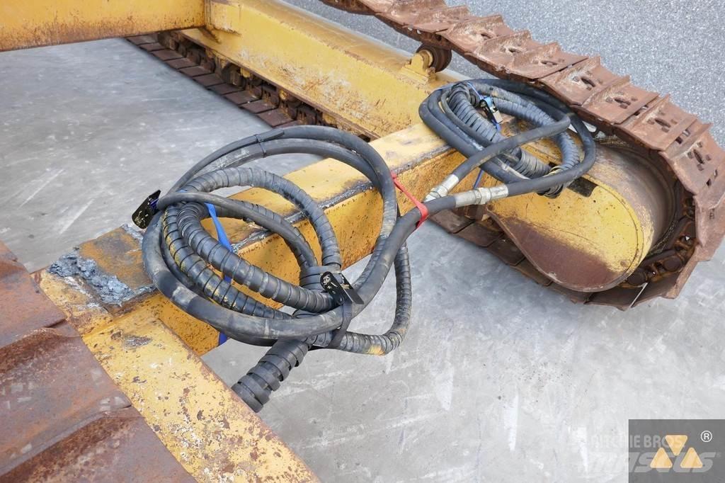Delta Track set Chassis and suspension