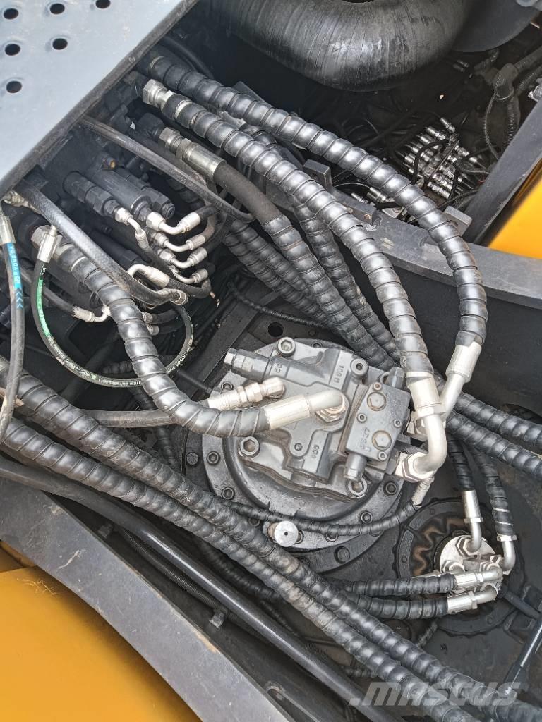 Volvo EC 240 Crawler excavators