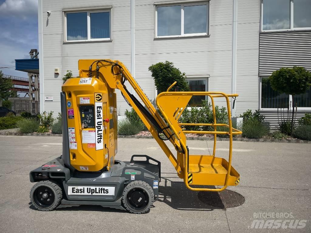 Haulotte Star 10 Used Personnel lifts and access elevators