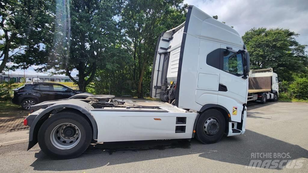 Iveco Saway 530 Prime Movers