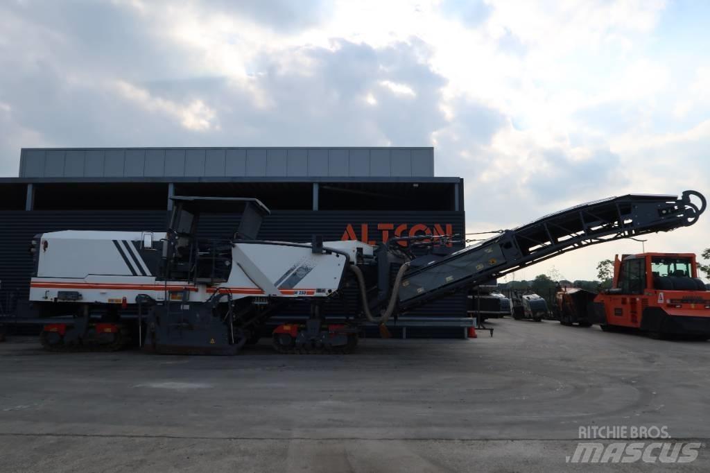 Wirtgen W 250 Asphalt cold milling machines