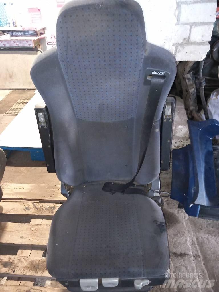 MAN TGM  81623076528 Cabins and interior