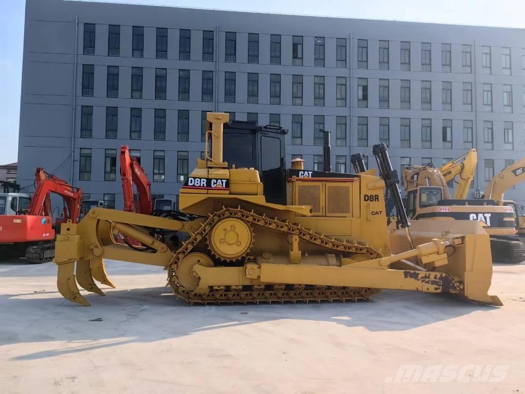 CAT D8R Crawler dozers