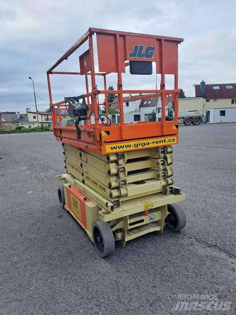 JLG 10rs Scissor lifts