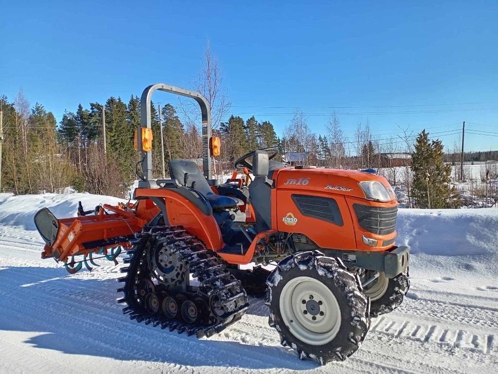 Kubota JB 16-PC Tractors