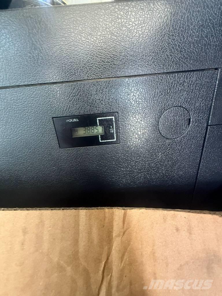 Hyundai HX 160 AL Crawler excavators