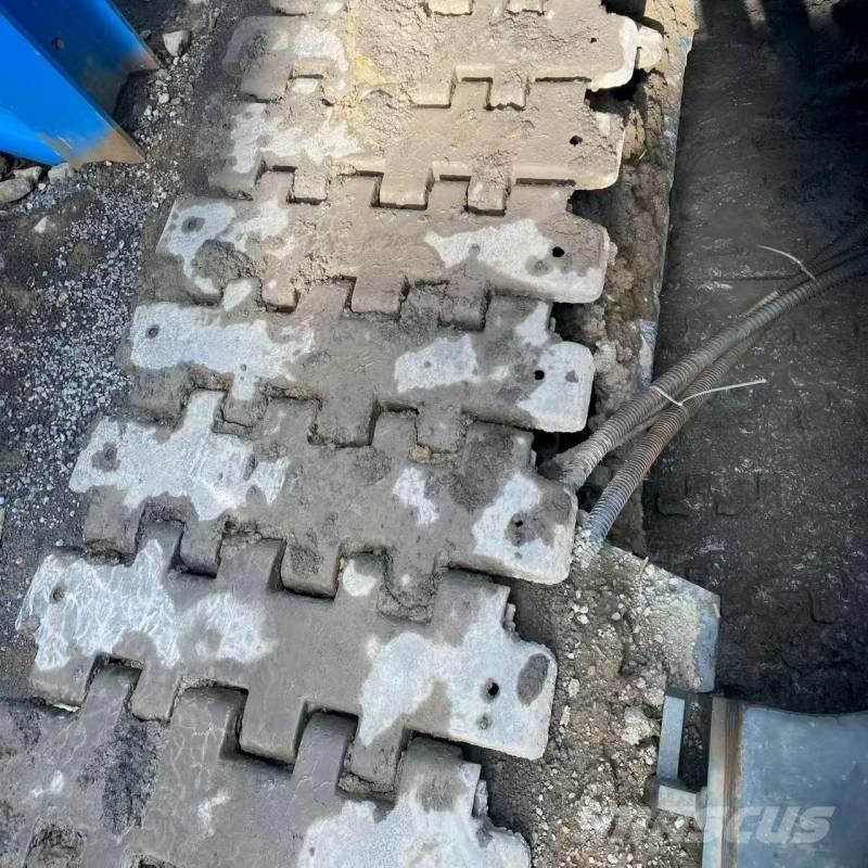 Kobelco 7200 Track mounted cranes