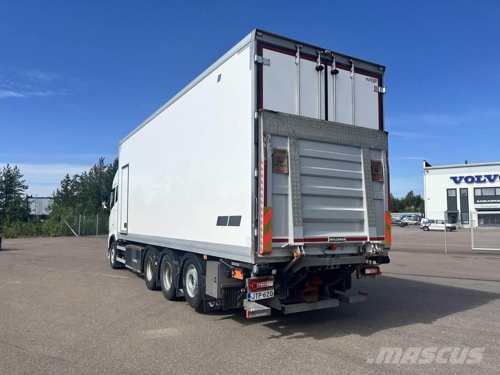Volvo FH Temperature controlled trucks