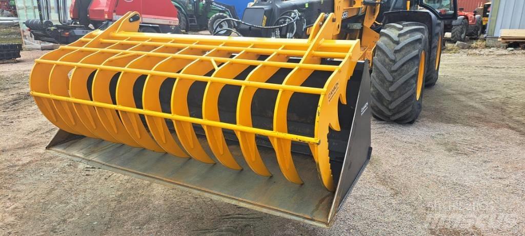 Camion HD 250 Front loader accessories