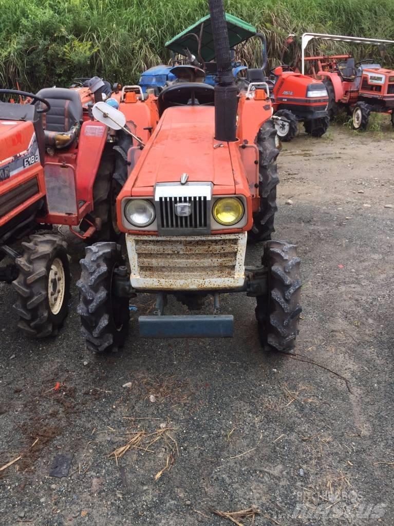 Kubota L2202DT Tractors