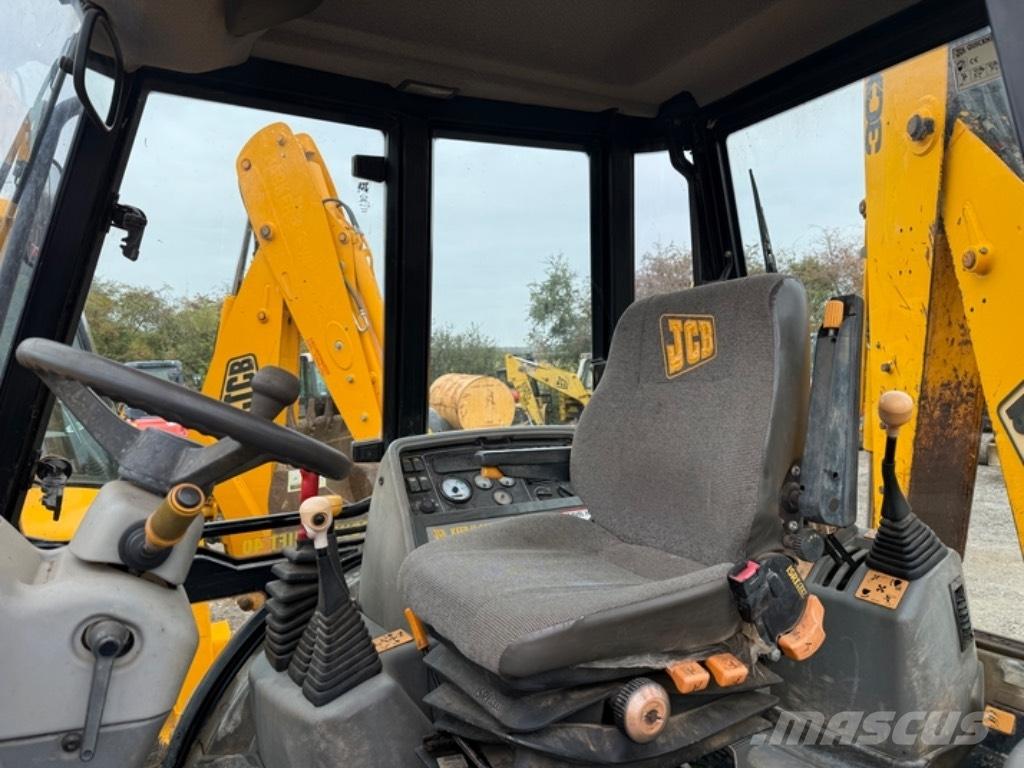 JCB 3 CX Backhoe