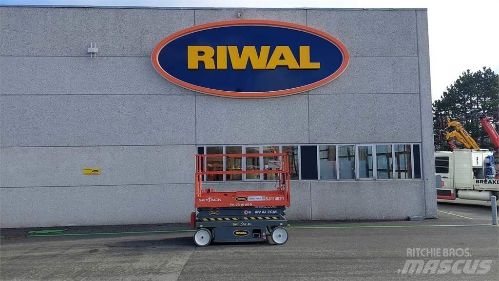 SkyJack SJIII4620 Scissor lifts