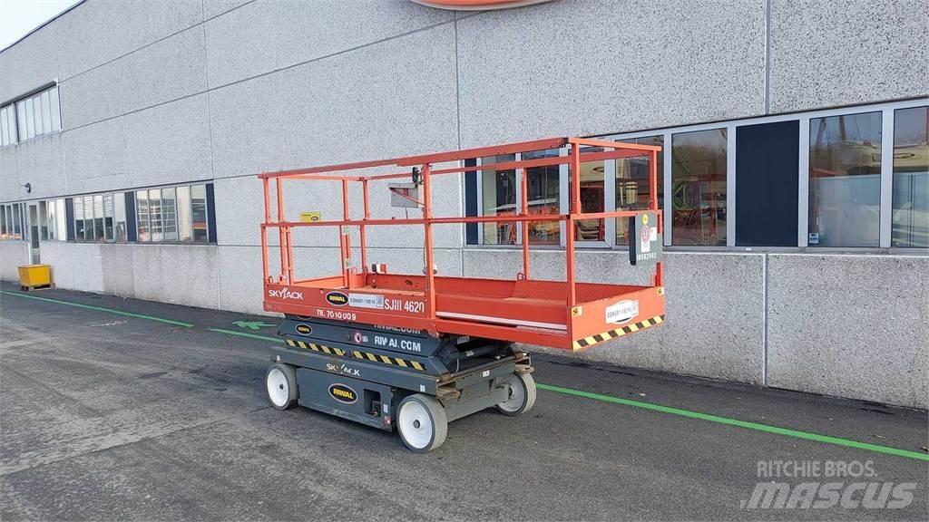SkyJack SJIII4620 Scissor lifts