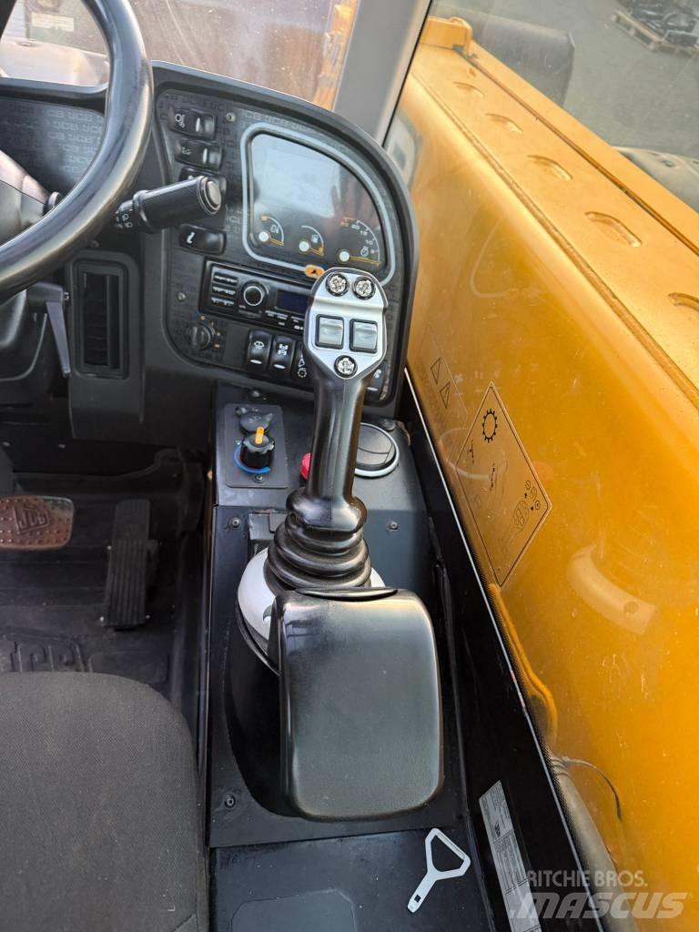 JCB 526-56 Agri Telescopic wheel loaders