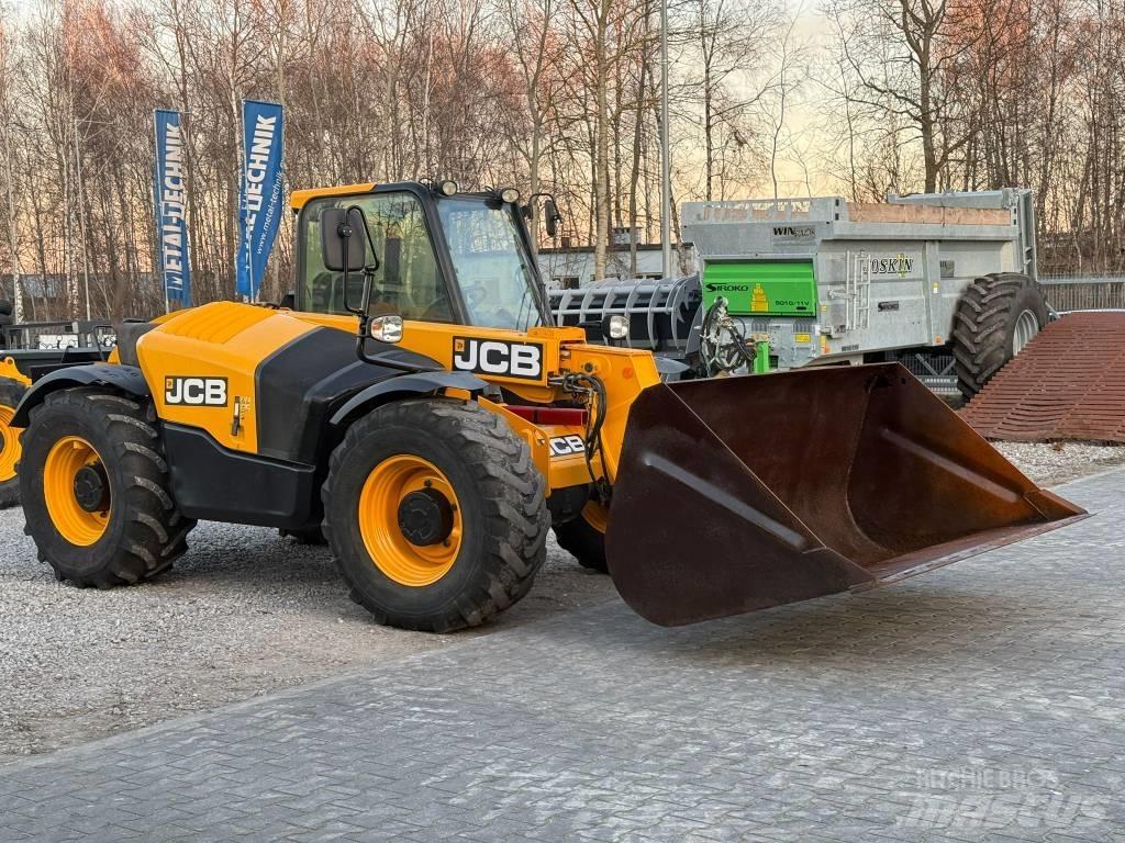 JCB 526-56 Agri Telescopic wheel loaders
