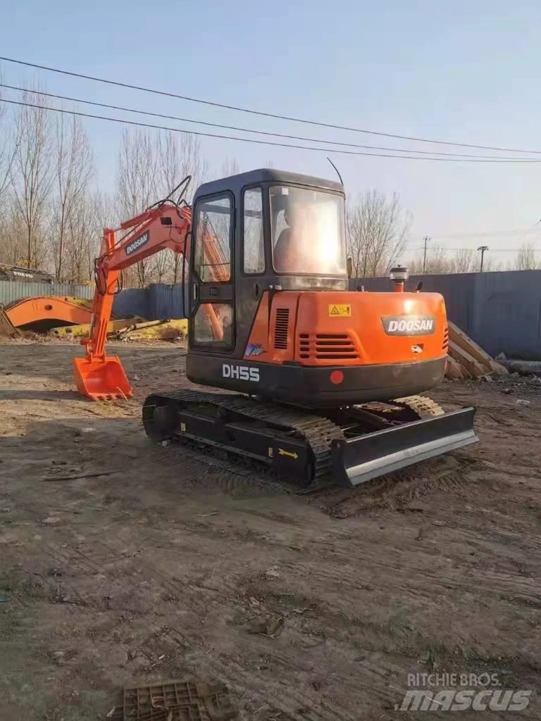 Doosan DH55 Crawler excavators