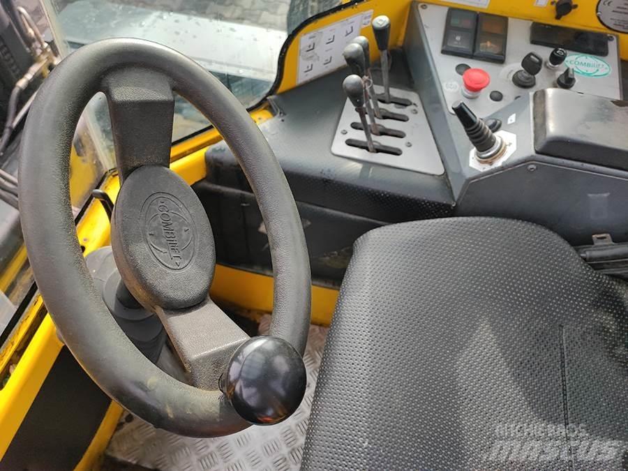Combilift C4000 4-way reach truck