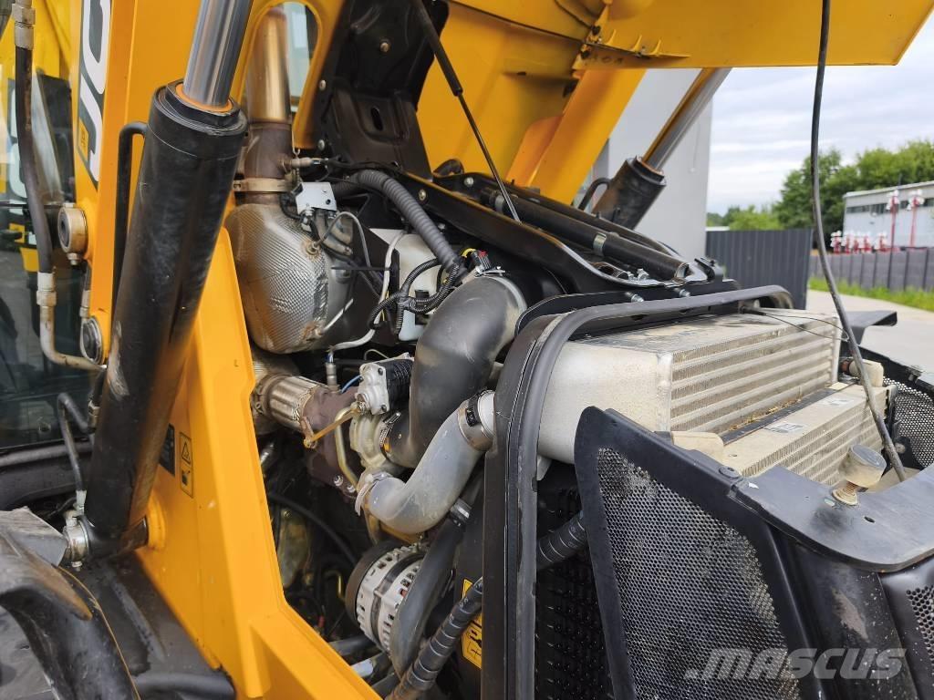 JCB 4 CX Pro Backhoe