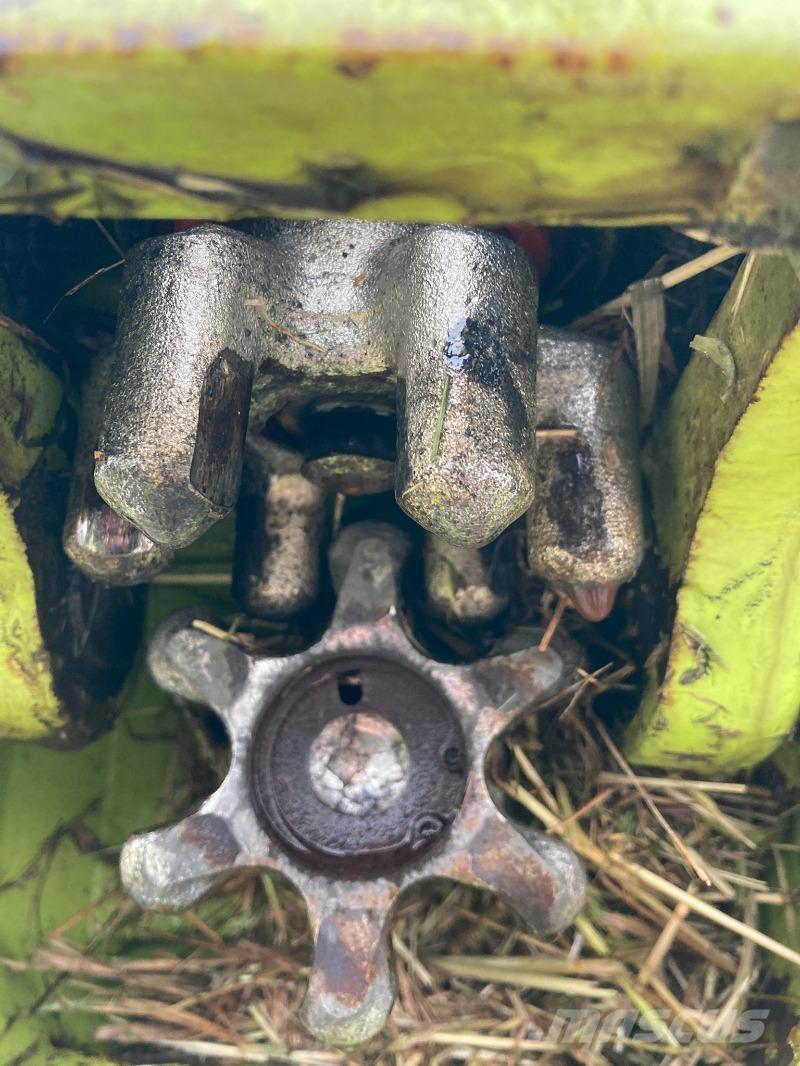 CLAAS Volto 1100 Farm machinery