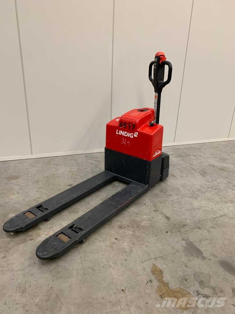 Linde MT15 Pedestrian stacker