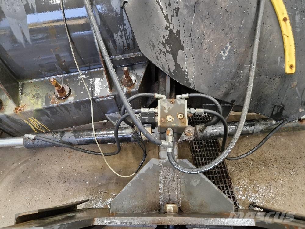 Uni-väg UV-320 StBM Snow blades and plows